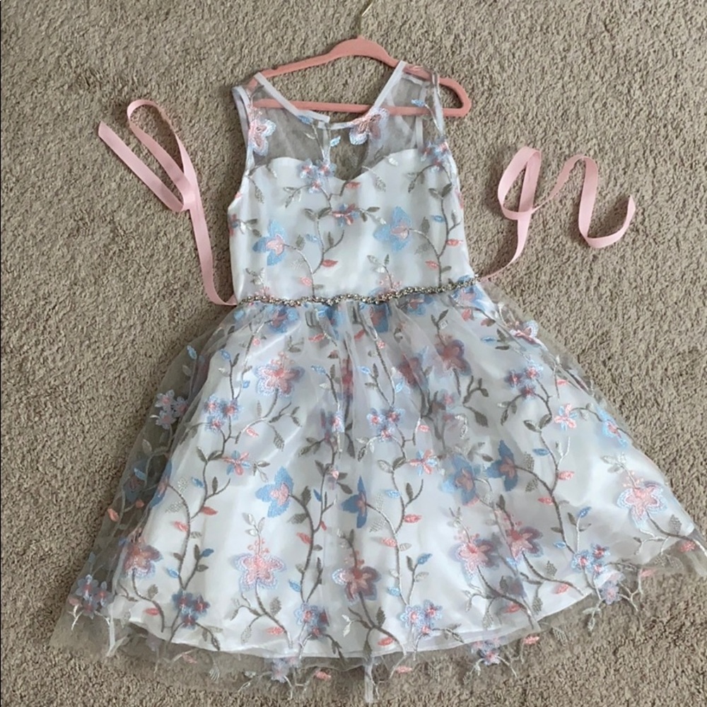 Little girls floral party dress size 10